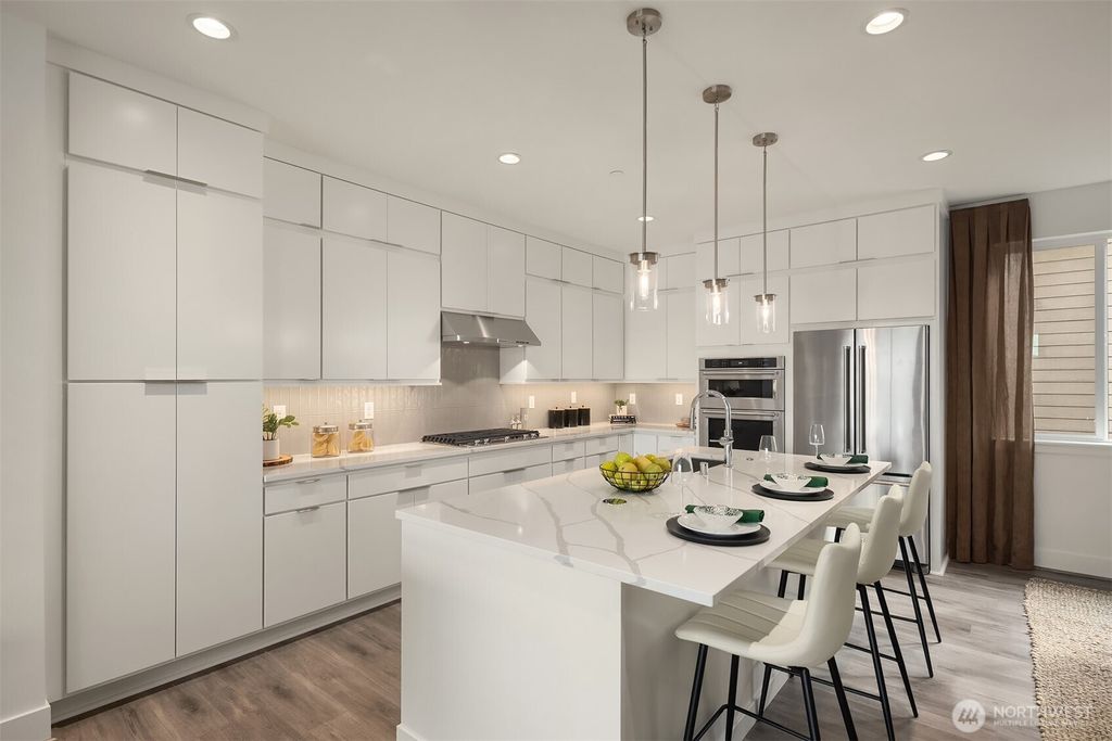 listing image 9367735402250696870