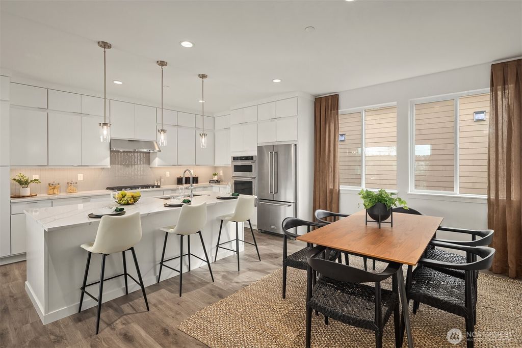 listing image 9363875074094687209