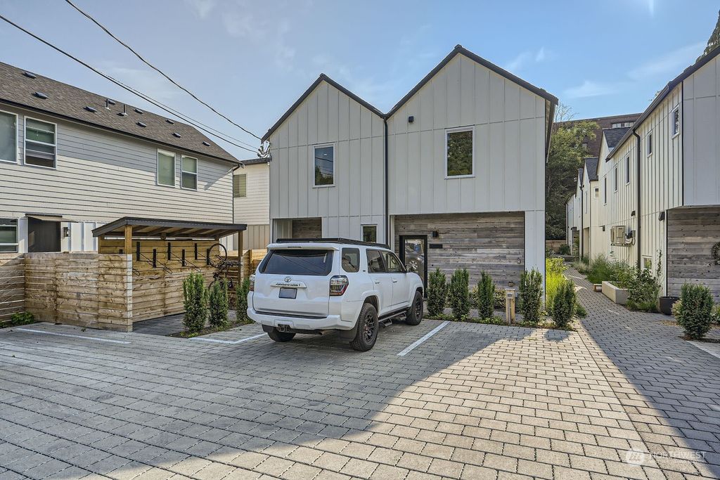 Photo of 10354 Wallingford Avenue N #B, Seattle, WA 98133 (MLS # 2277375)