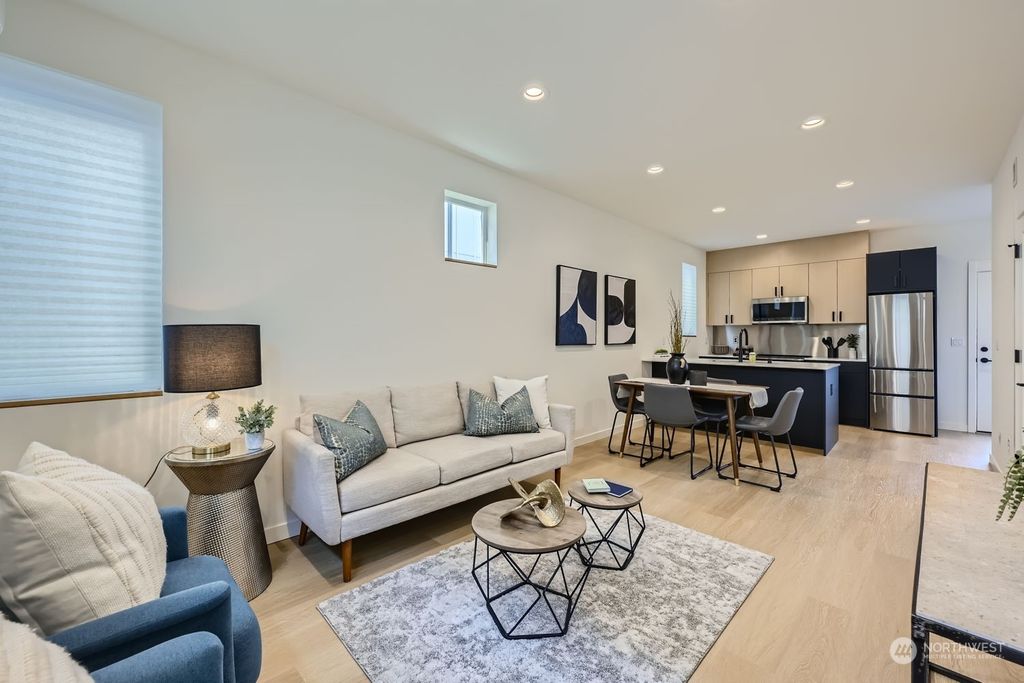 Photo of 10354 Wallingford Avenue N #B, Seattle, WA 98133 (MLS # 2277375)