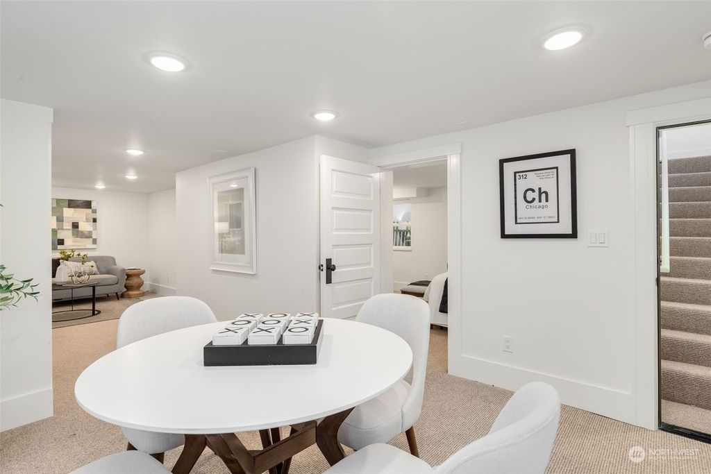 listing image 9362414409661056496