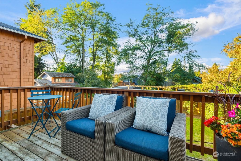 listing image 9366396526902466865