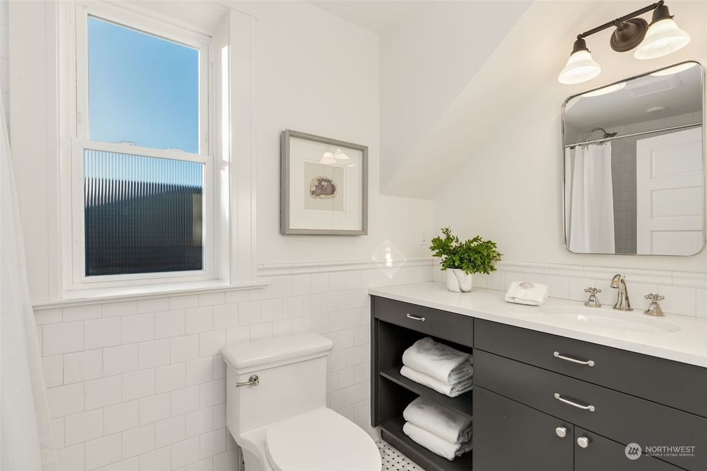 listing image 9361202858297468122