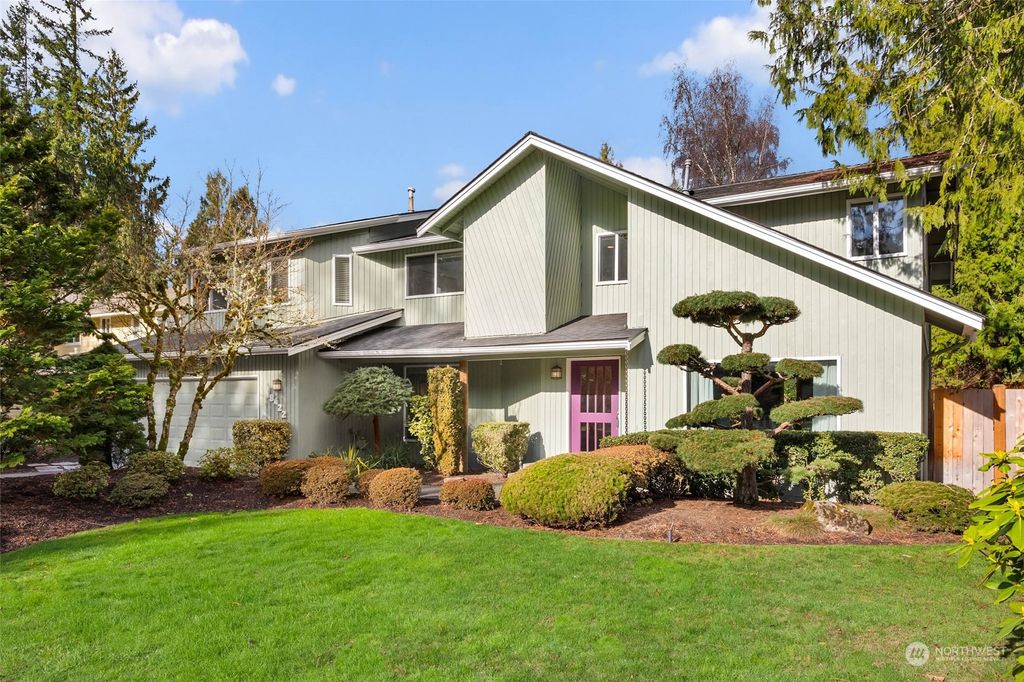 Photo of 18422 NE 26th Way, Redmond, WA 98052 (MLS # 2197344)