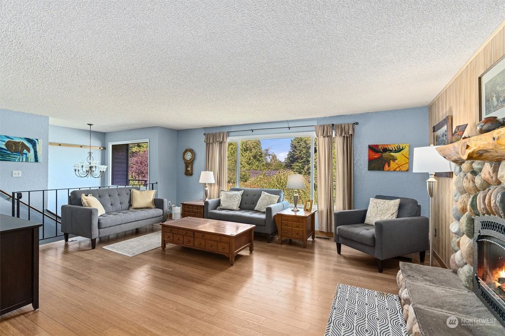 Photo of 8421 NE 169th Street, Kenmore, WA 98028 (MLS # 1996312)