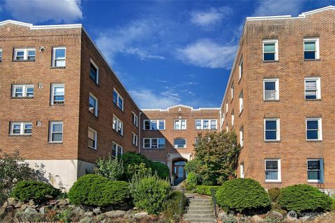 Photo of 220 W Olympic Place #308, Seattle, WA 98119 (MLS # 2441861)