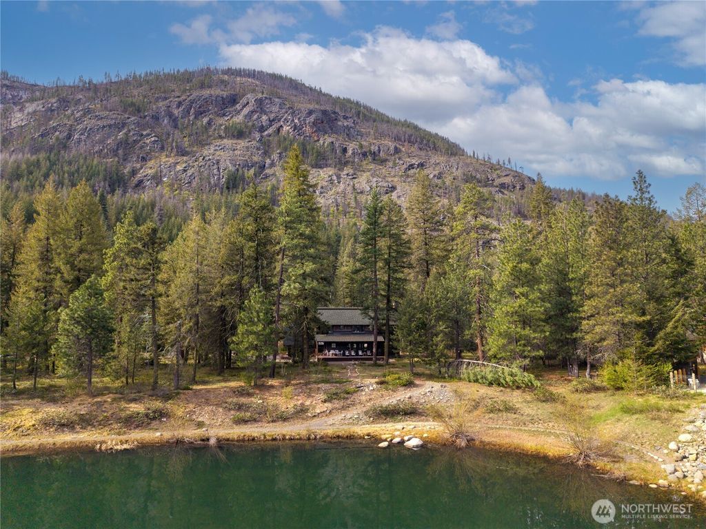 Photo of 32 Freestone Lake Drive, Mazama, WA 98833 (MLS # 2516433)
