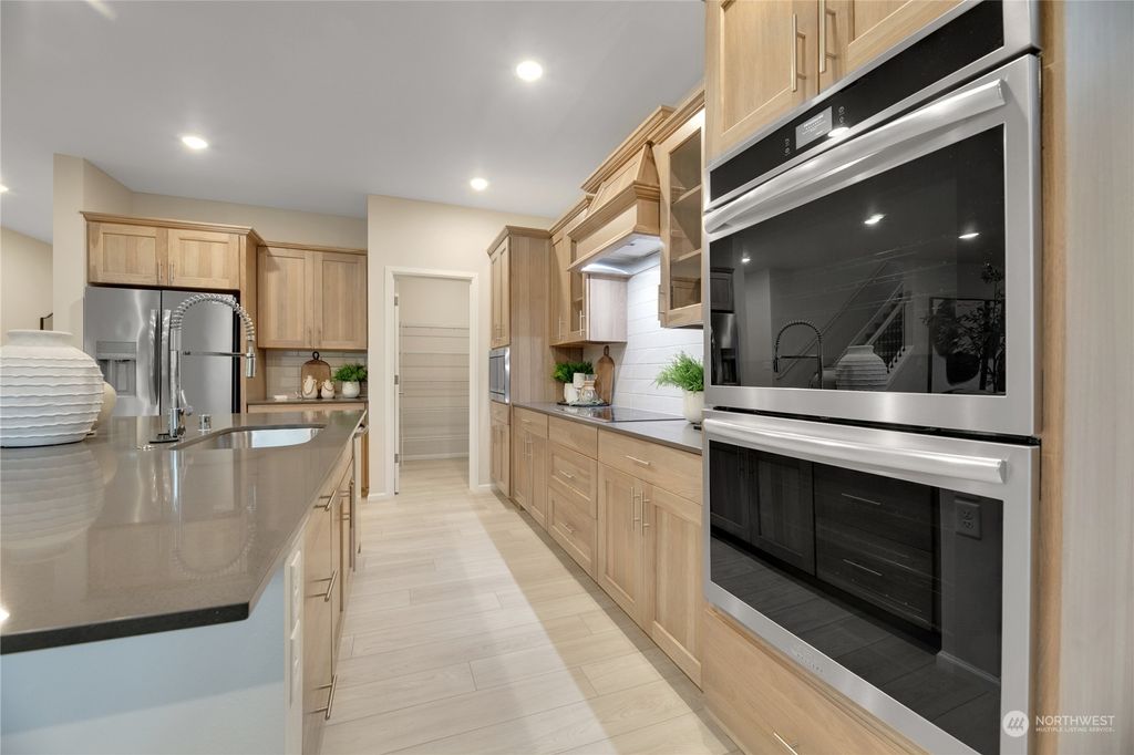 Photo of 13506 62nd Place W, Edmonds, WA 98026 (MLS # 2317998)