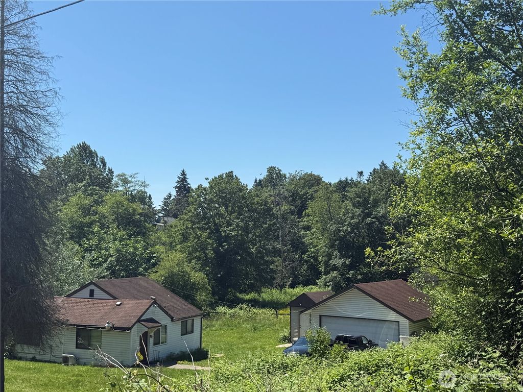 Photo of 13223 84th Avenue S, Seattle, WA 98178 (MLS # 2529741)