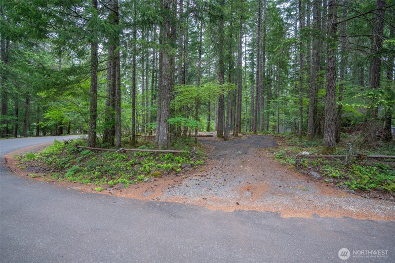 21 N Quinault Place