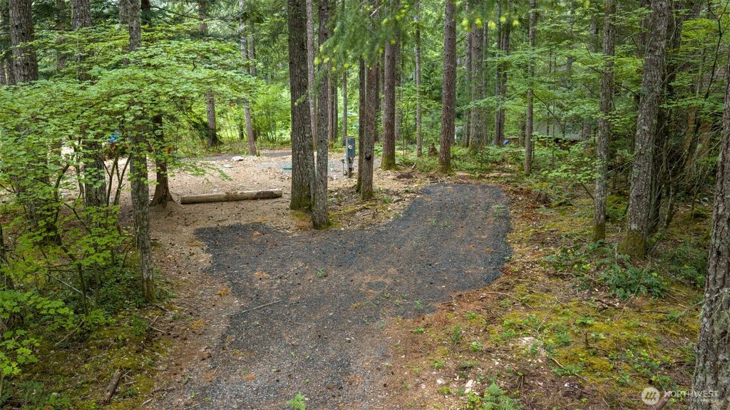 Photo of 21 N Quinault Place, Hoodsport, WA 98548 (MLS # 2528860)