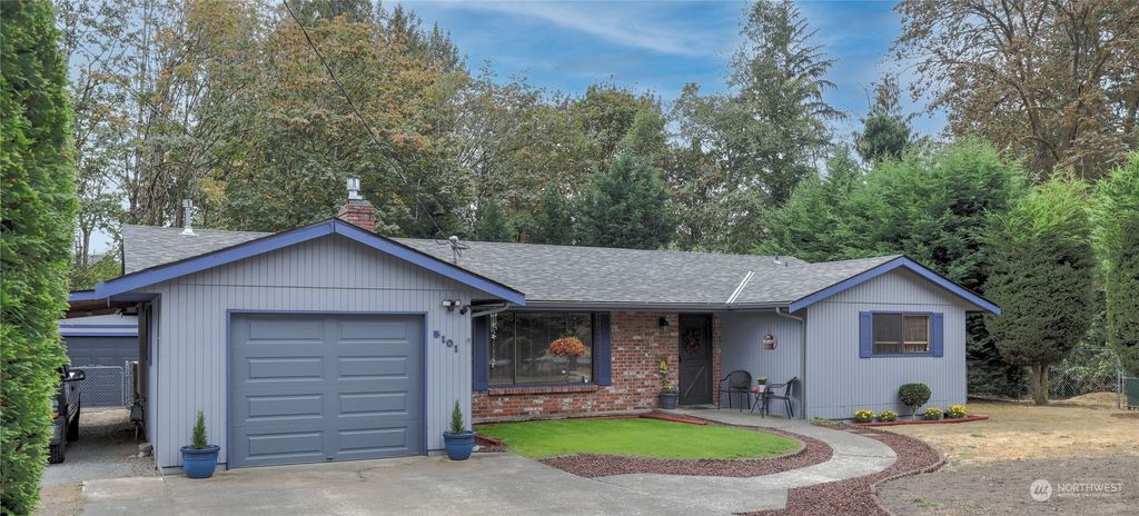 Photo of 5101 NE 3rd Street, Renton, WA 98059 (MLS # 2010779)