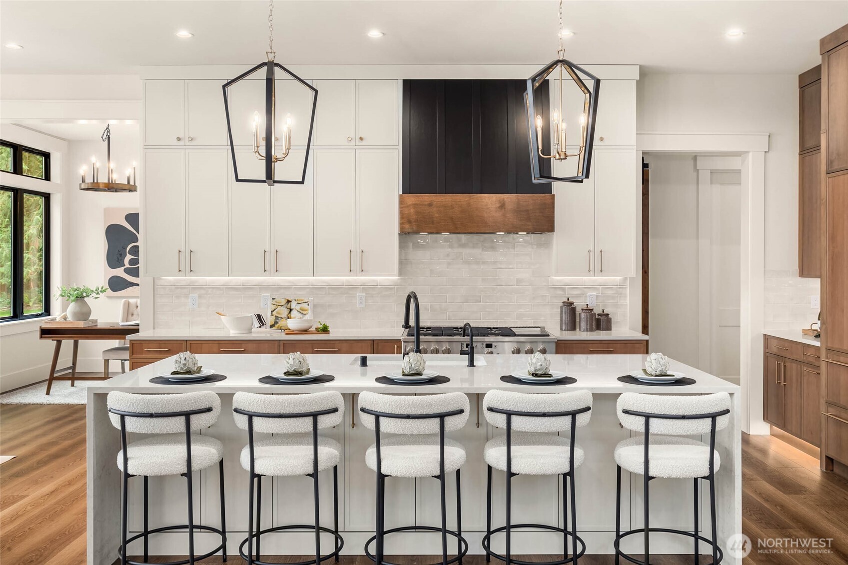 19770 244th Avenue NE