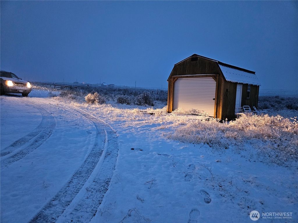 Photo of 2676 Snaffle Drive, Ephrata, WA 98823 (MLS # 2457423)