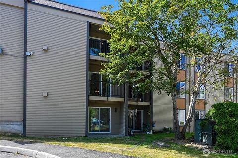 Photo of 14600 NE 32ND Street #I-16, Bellevue, WA 98007 (MLS # 2403165)