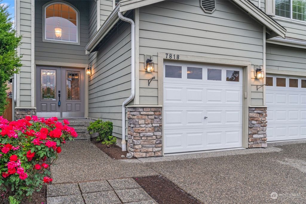 Photo of 7818 NE 199th Street, Kenmore, WA 98028 (MLS # 2246488)