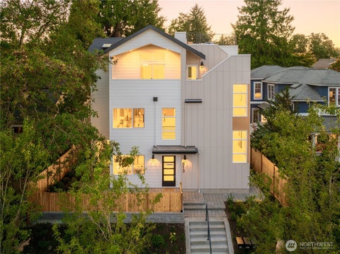 Photo of 613 18th Avenue E, Seattle, WA 98112 (MLS # 2564649)