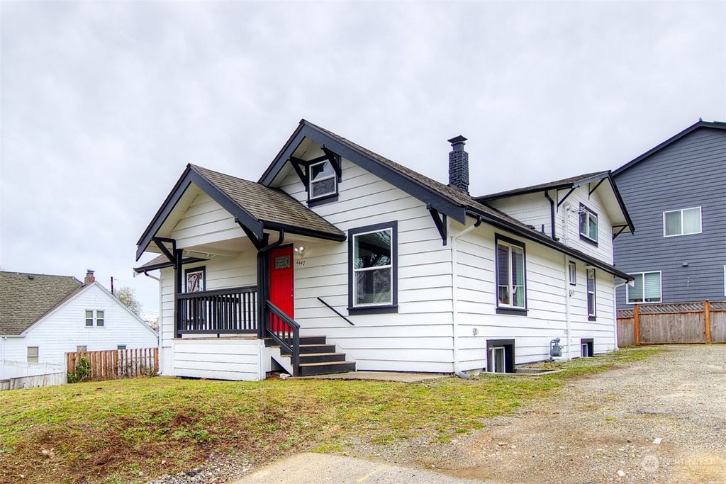 Photo of 4447 S 144th Street, Tukwila, WA 98168 (MLS # 2058674)