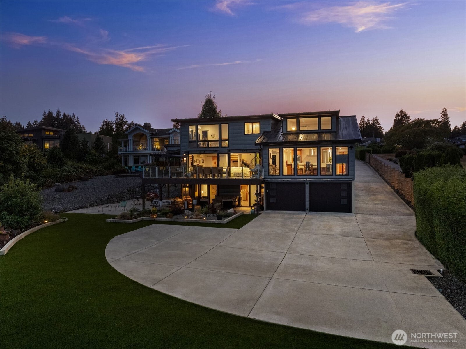 6729 Cascade Avenue