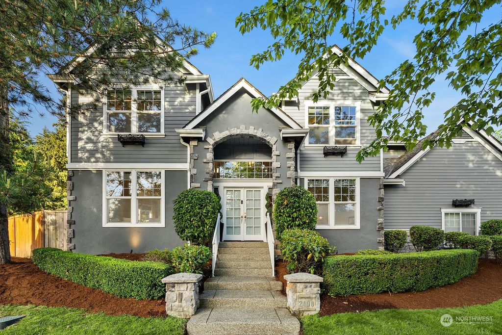Photo of 2406 Olympia Avenue NE, Renton, WA 98056 (MLS # 2242781)