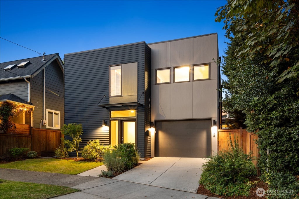 Photo of 714 28th Avenue S, Seattle, WA 98144 (MLS # 2558427)