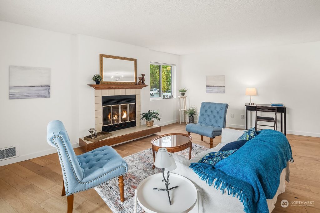Photo of 5000 California Avenue SW #103, Seattle, WA 98136 (MLS # 2253038)