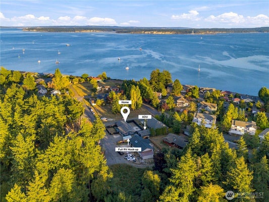 1409 1ST ST, PORT TOWNSEND, WA 98368 - Image df3d3404297e5fab9a081dfed8b99cb2/1739330213
