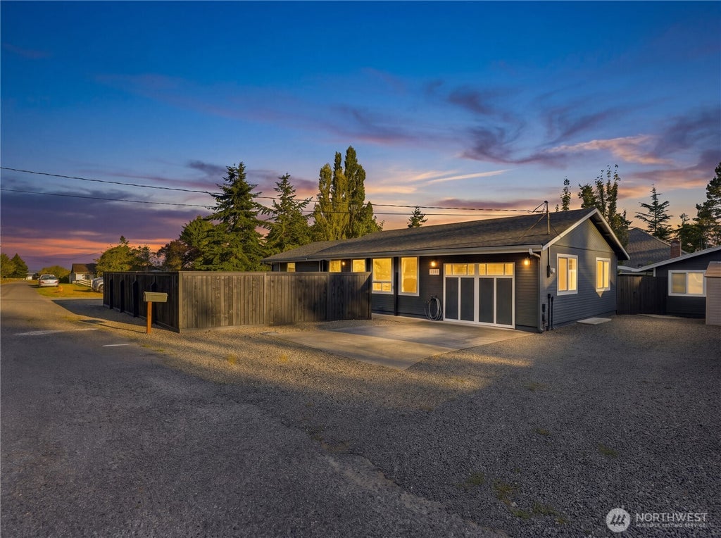 Photo of 1409 1st Street, Port Townsend, WA 98368 (MLS # 2586576)