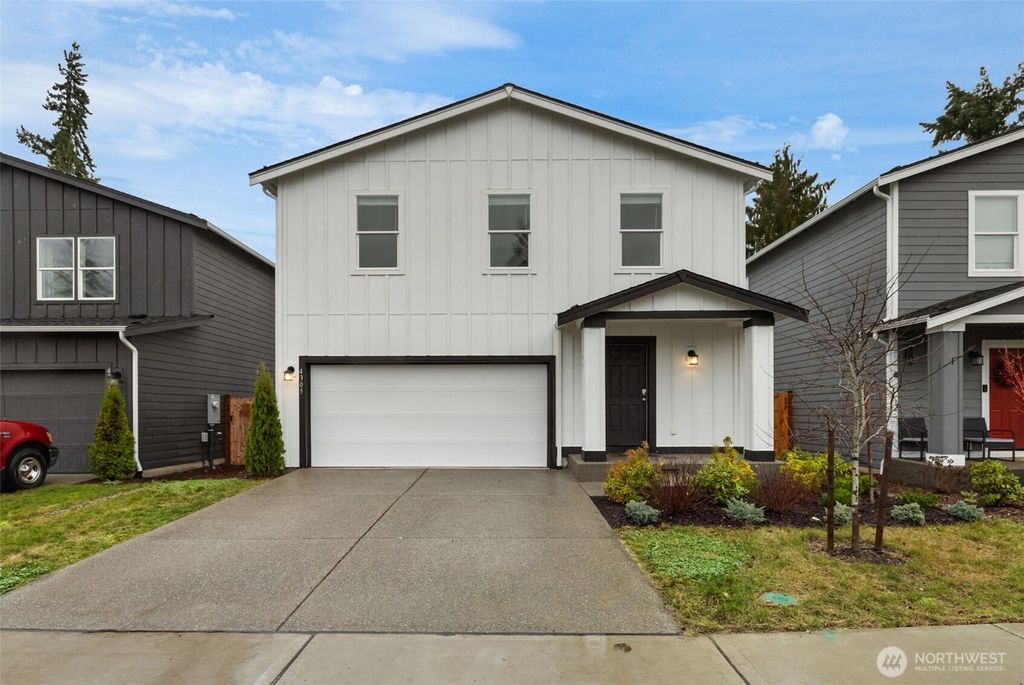 Photo of 4305 SE Elijah Court, Port Orchard, WA 98366 (MLS # 2460315)