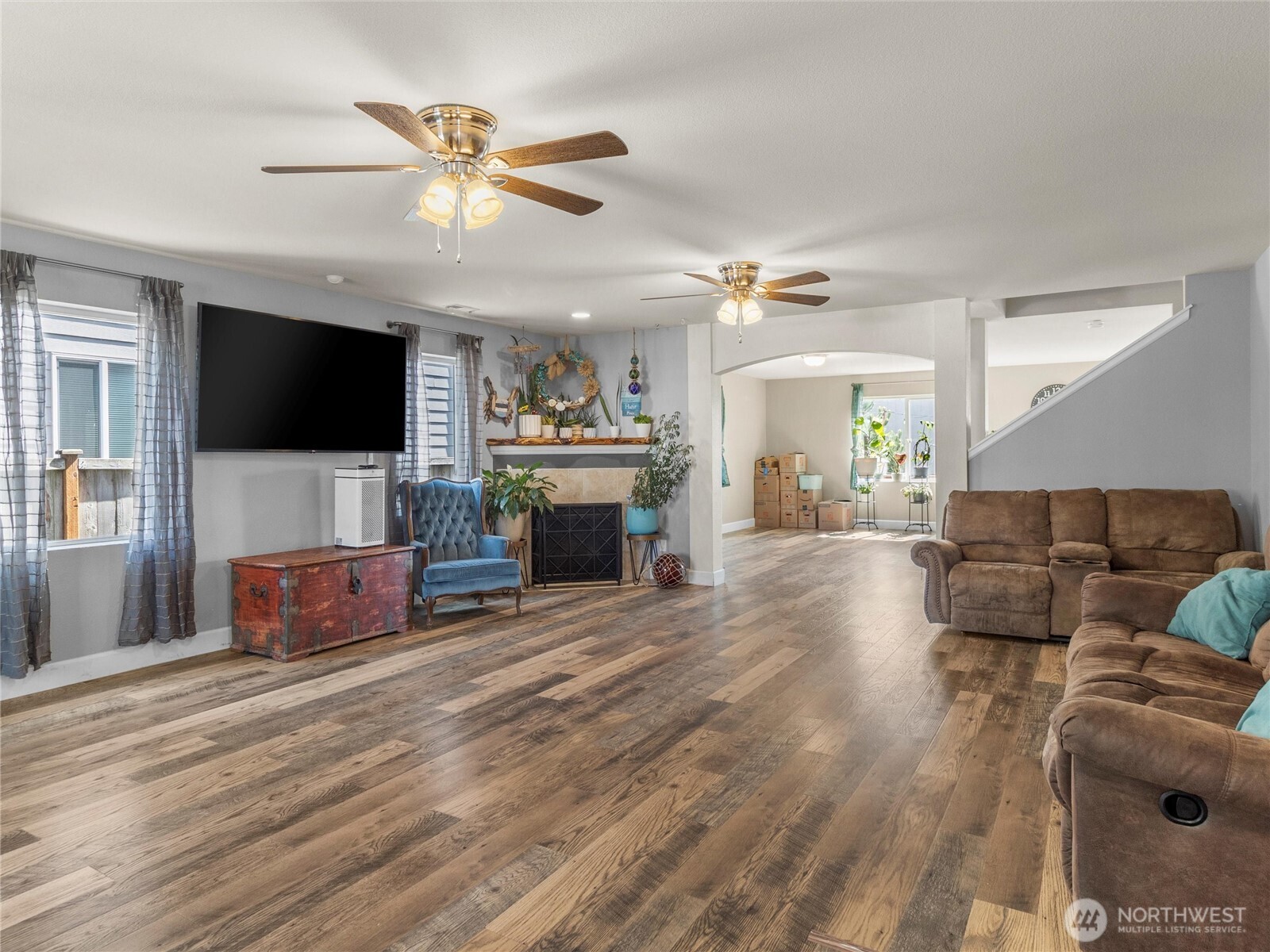 Yelm, Washington 98597, United States, 4 Bedrooms Bedrooms, ,3 BathroomsBathrooms,Residential,Pending,120451