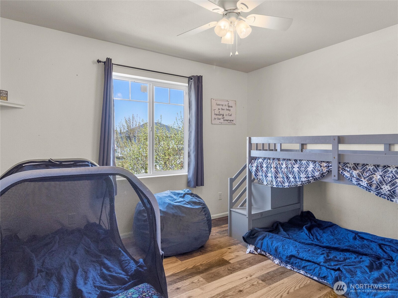 Yelm, Washington 98597, United States, 4 Bedrooms Bedrooms, ,3 BathroomsBathrooms,Residential,Pending,120451