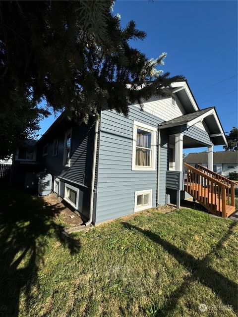 A home in Bremerton