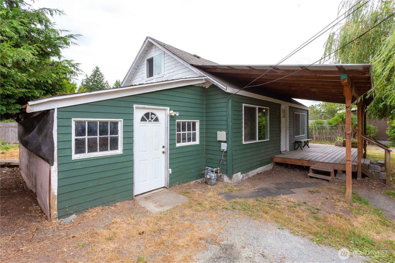 806 Pacific Street