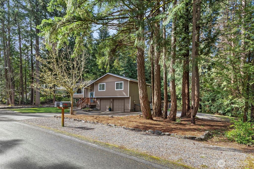 Photo of 14004 52nd Avenue NW, Gig Harbor, WA 98332 (MLS # 2500272)