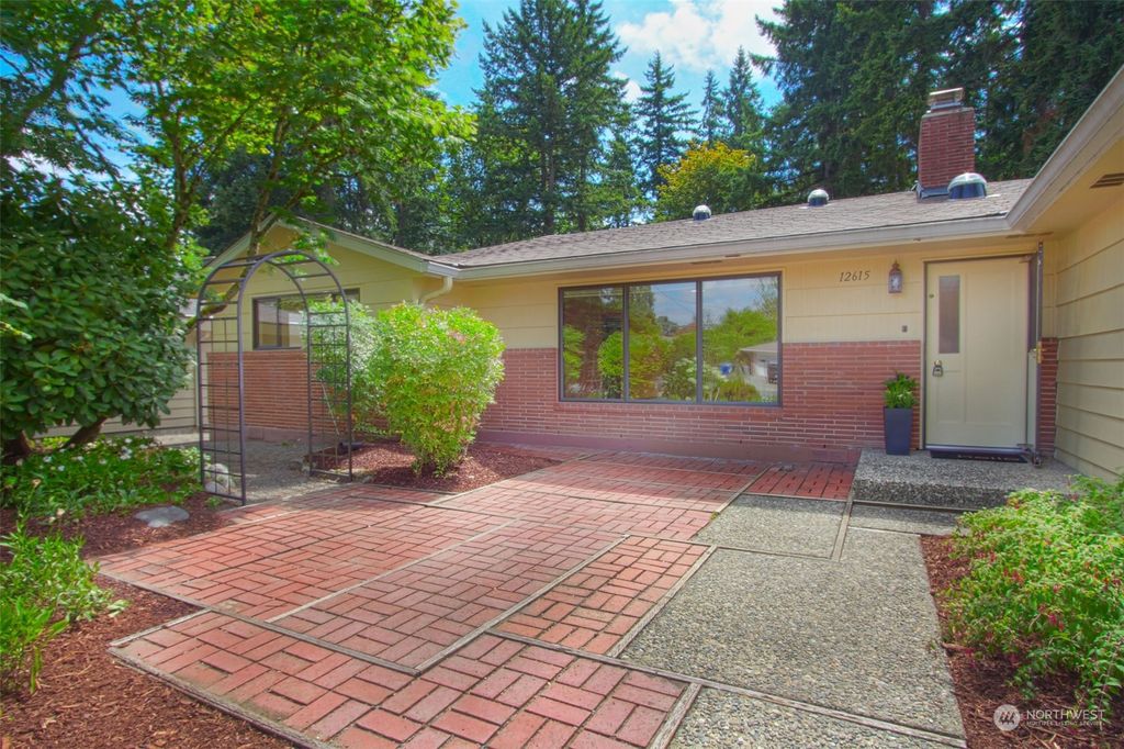 Photo of 12615 NE 2nd Street, Bellevue, WA 98005 (MLS # 2148233)