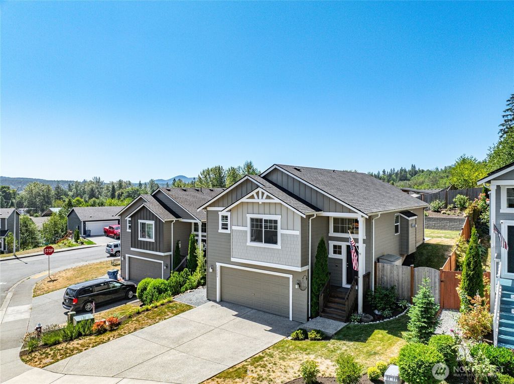 Photo of 14208 327th Place SE, Sultan, WA 98294 (MLS # 2415807)
