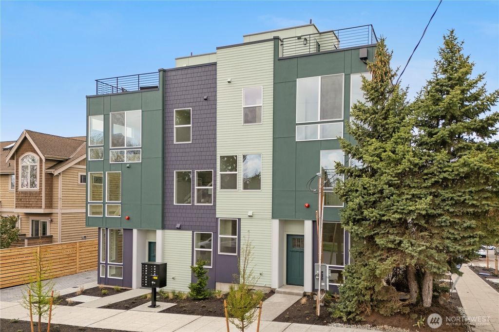 Photo of 3851 Woodlawn Avenue N, Seattle, WA 98103 (MLS # 2390200)