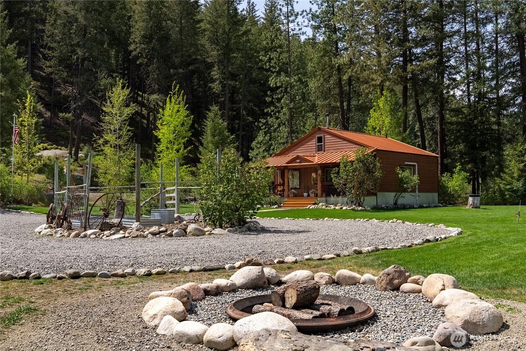 Photo of 26 Newby Creek Road, Twisp, WA 98856 (MLS # 2505874)