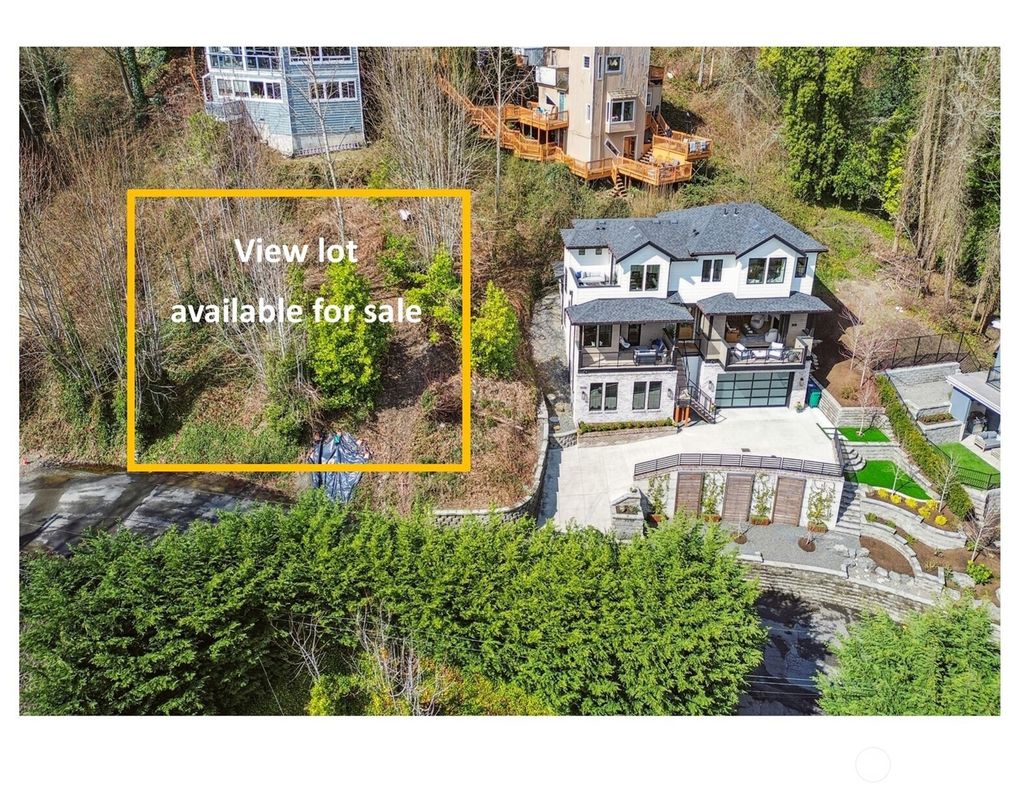 Photo of 0 XXXX NE 117th Place, Kirkland, WA 98034 (MLS # 2468775)