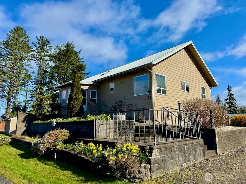 27 Ocosta Sixth Street