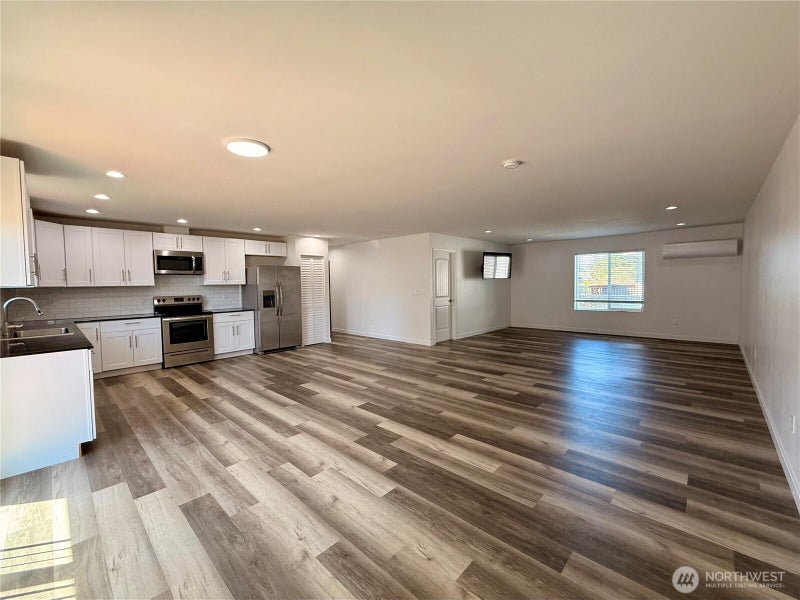 117 N Wynoochee Drive SW
