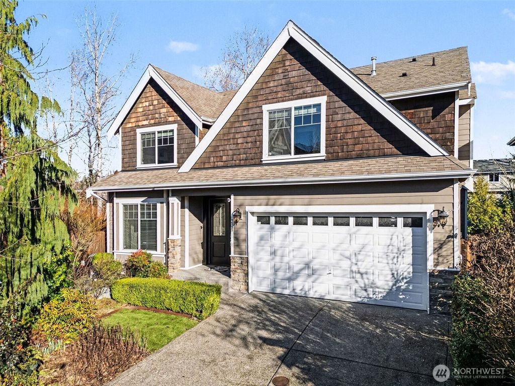 Photo of 278 Vashon Place NE, Renton, WA 98059 (MLS # 2479769)