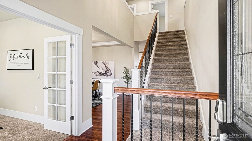 Photo of 278 Vashon Place NE, Renton, WA 98059 (MLS # 2479769)