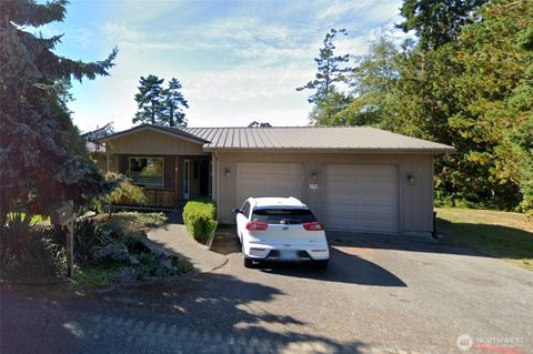 730 Tillamuck Drive La Conner WA 98257