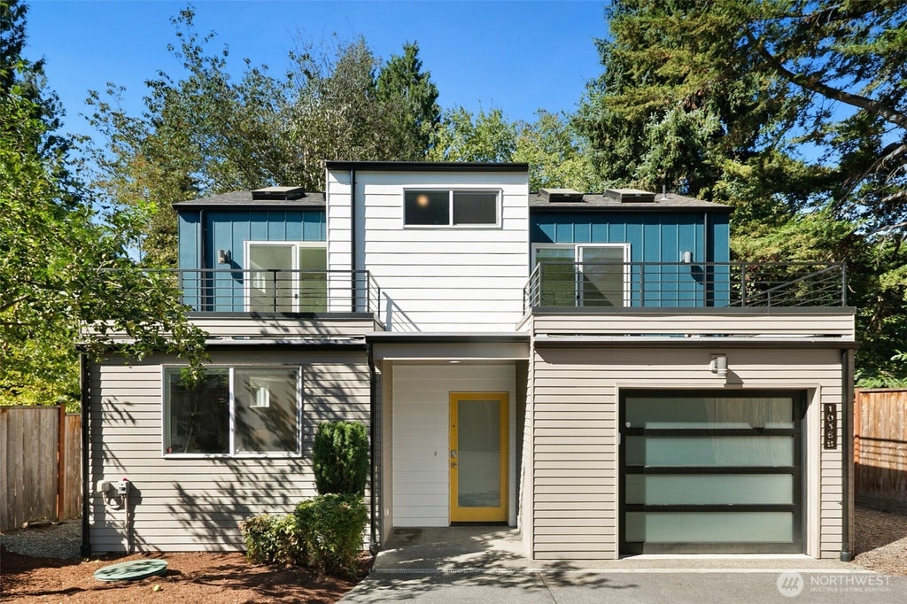Photo of 1036 NE 102nd Street #B, Seattle, WA 98125 (MLS # 2575426)