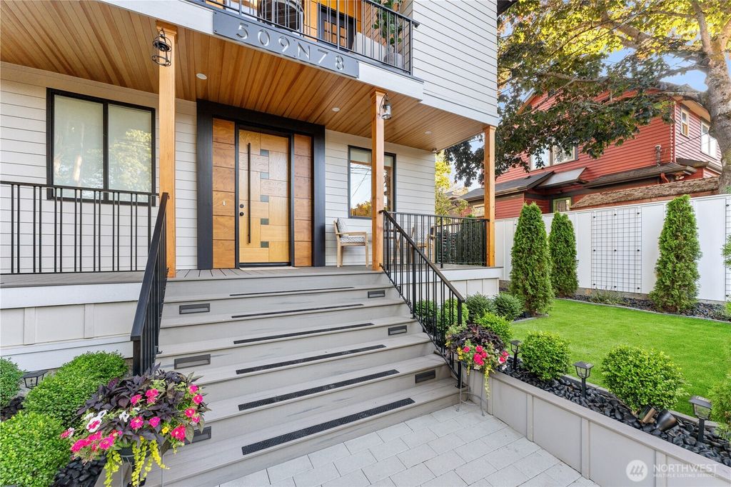 Photo of 509 N 78th Street, Seattle, WA 98103 (MLS # 2437432)