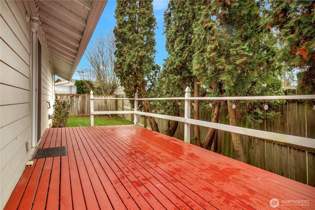 Photo of 5108 113th Place NE, Marysville, WA 98271 (MLS # 2334550)
