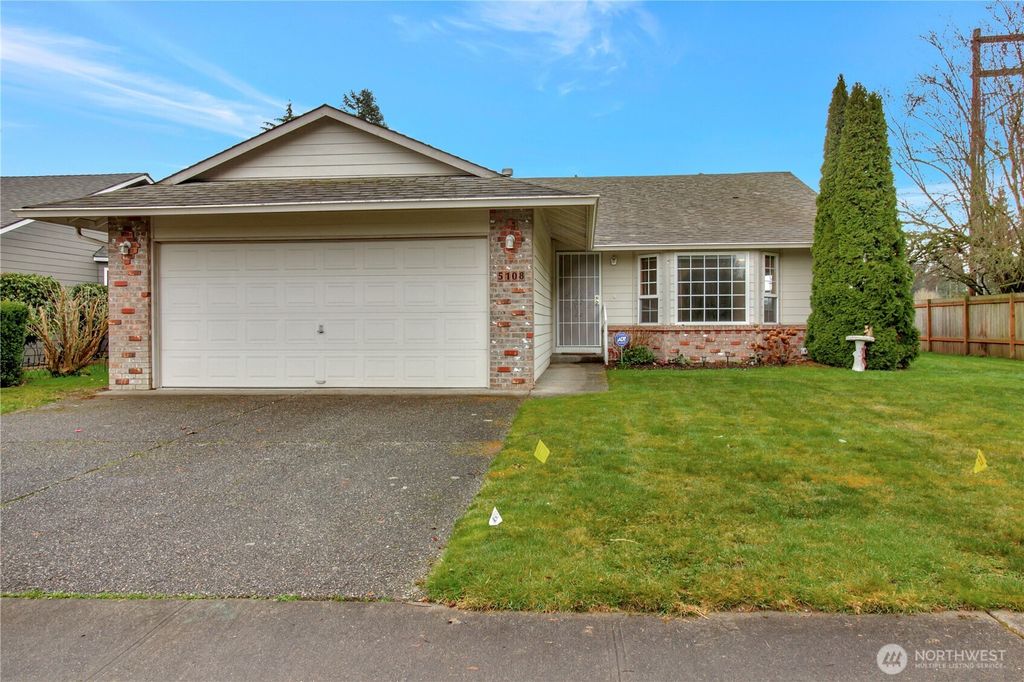 Photo of 5108 113th Place NE, Marysville, WA 98271 (MLS # 2334550)