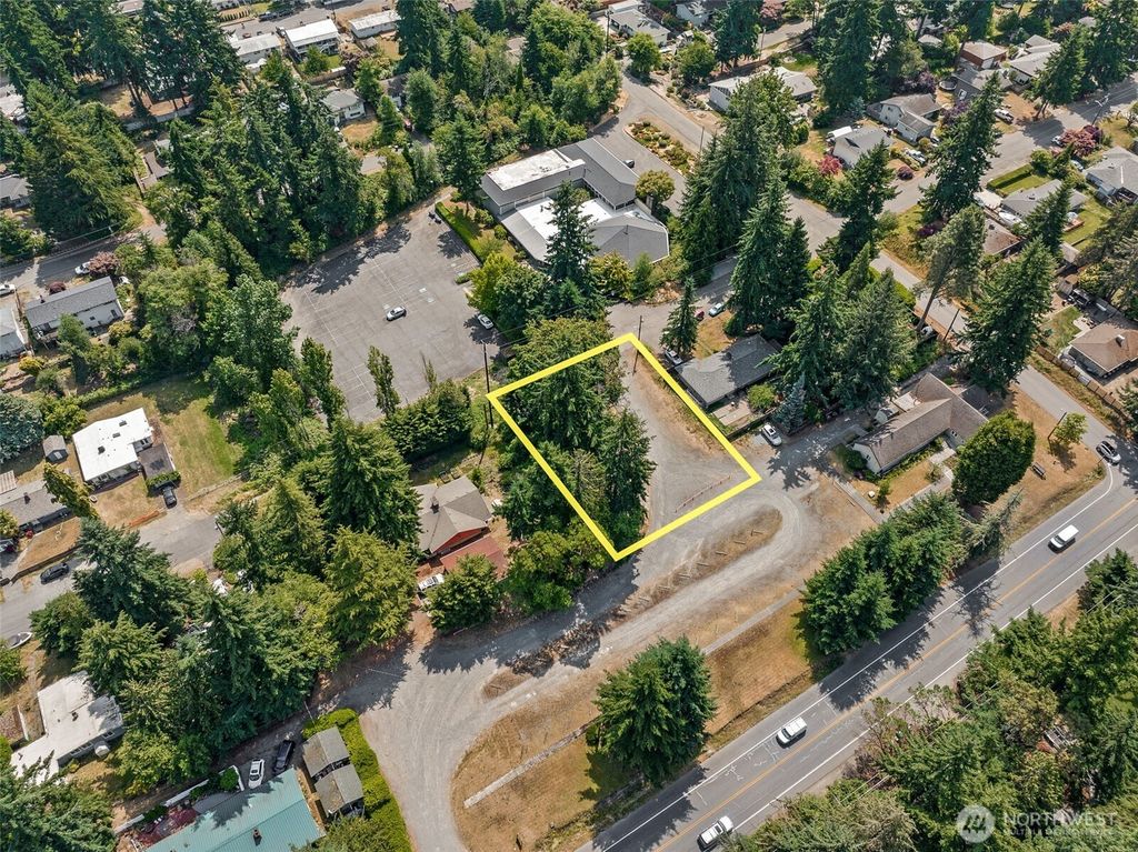 Photo of 206 1st Place S, Des Moines, WA 98198 (MLS # 2398111)