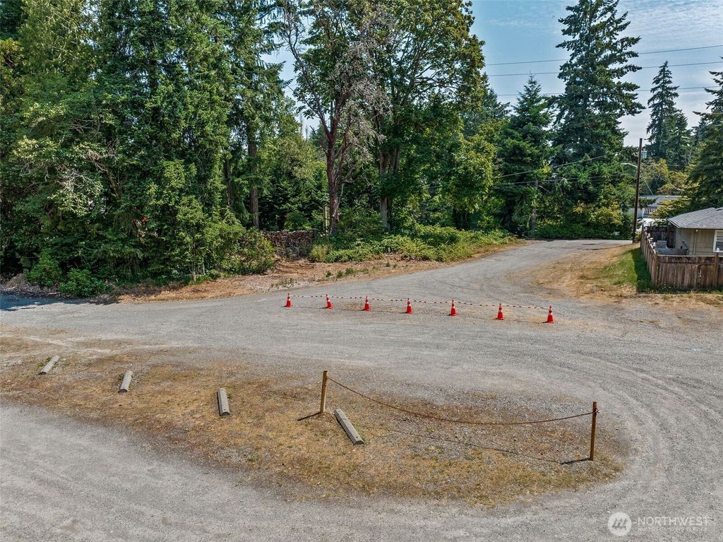 Photo of 206 1st Place S, Des Moines, WA 98198 (MLS # 2398111)